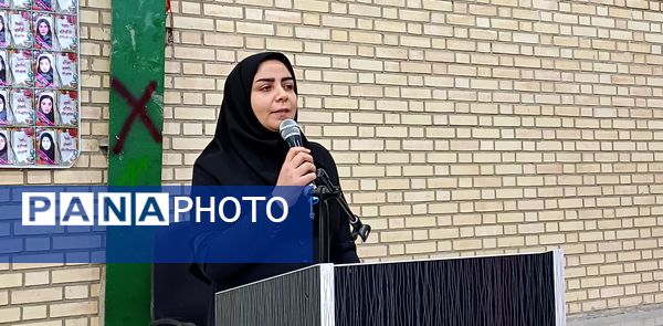 هفته پیوند اولیا و مربیان در شهرستان رزن 