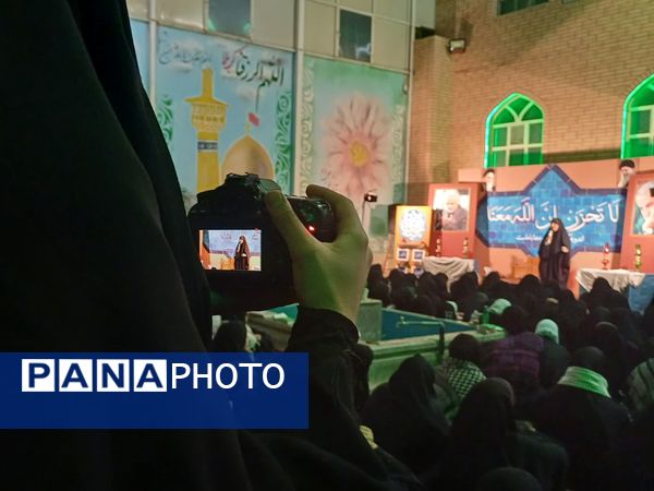 مراسم معنوی اعتکاف در مجموعه رستگاران شهرستان برخوار  