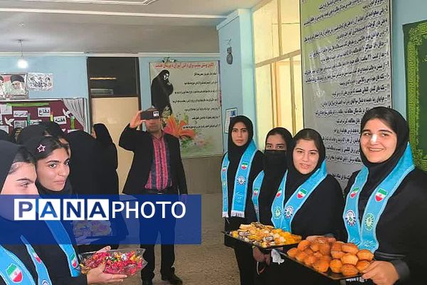 جشن مهر ایثار و نماز و بازگشایی مدارس یک مهر در دبیرستان هیأت امنایی فرهیختگان