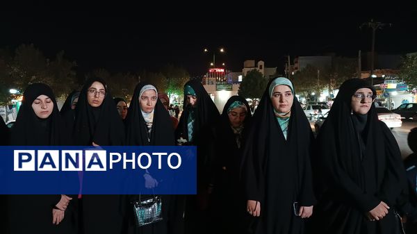 تجمع دانشجویان و دانش‌آموزان یاسوج در محکومیت توقیف کشتی «کاروان صمود» و ادامه حملات به غزه