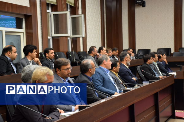 نشست هم‌اندیشی دستگاه‌های اجرایی با محوریت پروژه‌های عمرانی در تربت‌حیدریه