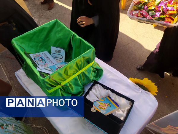 دبستان دخترانه گوهرشاد بیرجند میزبان پویش کاشی حرم 