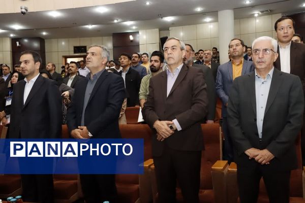 نخستین کنفرانس ملی چالش های مدیریت سرمایه انسانی در سازمان های بزرگ مقیاس