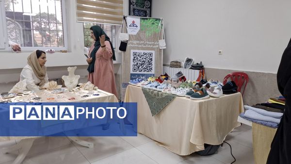 برپایی نمایشگاه به‌مناسبت روز کارآفرینی