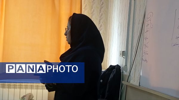 کارگاه آموزشی کمک‌های اولیه سازمان دانش‌آموزی ناحیه 2 کرج 