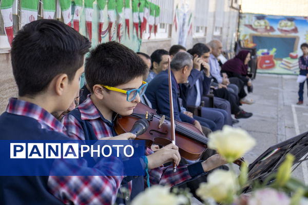 برگزاری آیین نمادین «جشن عاطفه‌ها» در مدارس شهرستان محلات