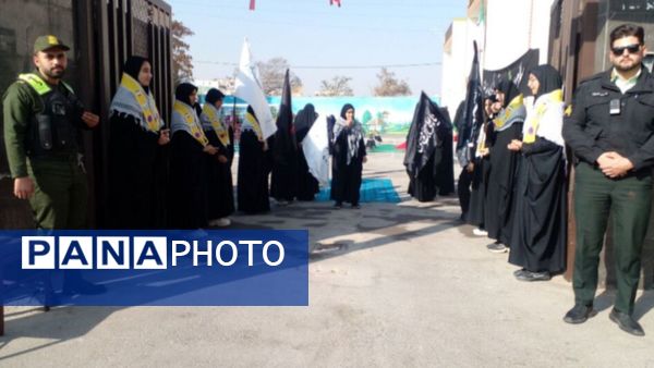 دبیرستان سیزده آبان میزبان شهید گمنام شد