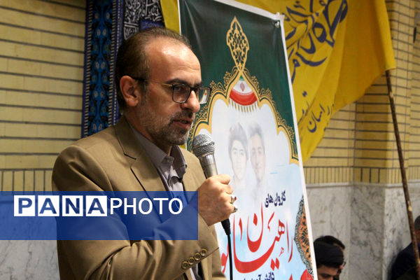 اعزام نخستین گروه از دختران دانش‌آموز ناحیه یک قم به اردوی راهیان نور