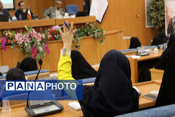 نخستین جلسه کارگروه دختران نوجوان و جوان شهرستان نیشابور