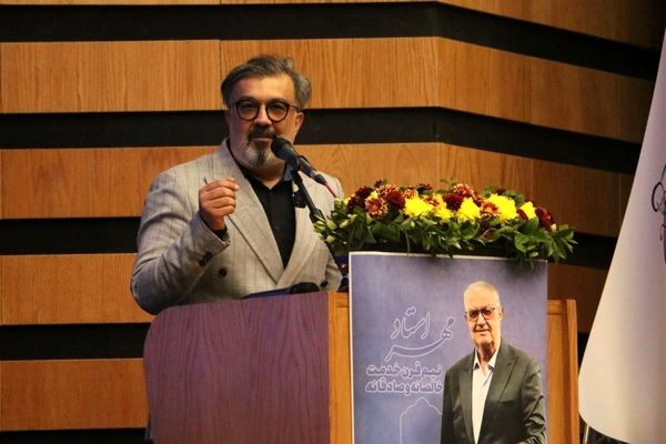 به شاگردی پدرم افتخار می‌کنم؛ ۵۰ سال خدمت عاشقانه او امروز به زیباترین شکل دیده شد