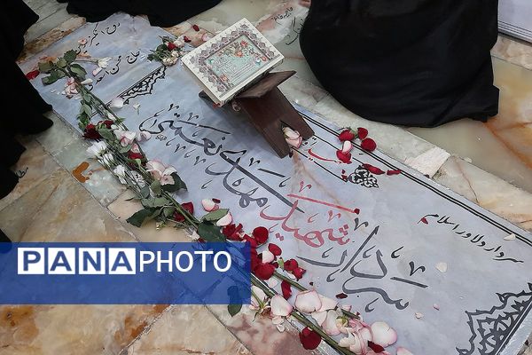 در آغوش زمین، شهیدانی آرمیده‌اند که با جوهر خون، سند حق و حقیقت را امضا نمودند 