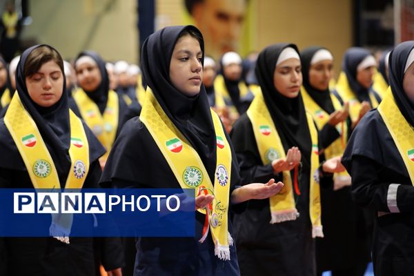 جشن سپاس معلم و سالروز تاسیس سازمان دانش‌آموزی در آذربایجان غربی