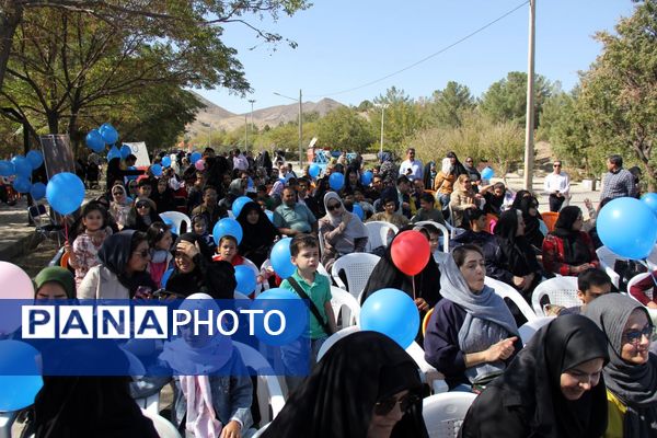 قصه‌گویی خنده‌ها و رؤیاها در دیار طلای سرخ 