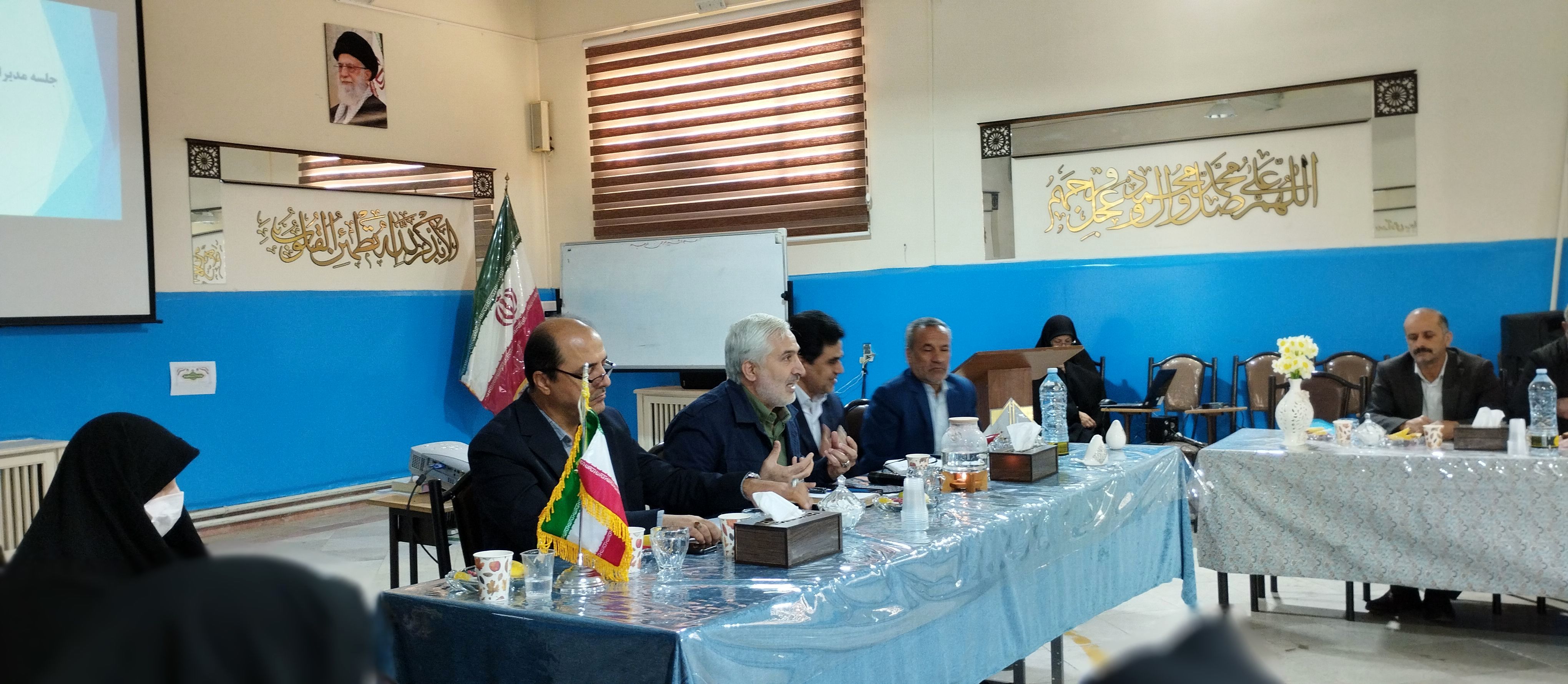 جلسه مدیران مدارس نمونه دولتی و خاص فرهنگ نواحی هفتگانه مشهد مقدس 