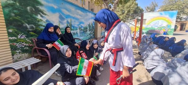 برگزاری المپیاد درون مدرسهای دبیرستان حضرت معصومه «س» ناحیه 4 کرج