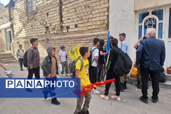 بزرگ مردان کوچک به سرزمین نور رهسپار شدند