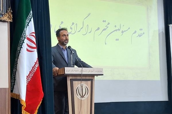 امروز در سایه ایثار و رشادت شهدا کنار یکدیگر هستیم