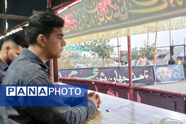 برپایی موکب "عشاق الحسین(ع) " سازمان دانش‌آموزی شهرستانهای تهران در مسیر زائران اربعین