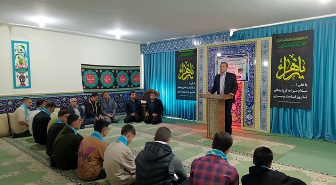 بدرقه و اعزام کاروان دانش‌آموزان پسر عمره گزار استان ایلام به مقصد ایستگاه پروازی کرمانشاه 