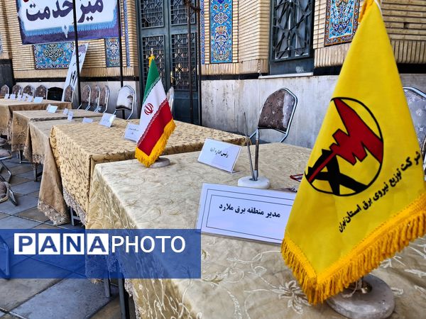 برپایی میز خدمت در نمازجمعه ملارد؛ حل سریع مشکلات مردم در حاشیه نمازجمعه