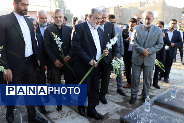 تجدید پیمان استاندار تهران با آرمان های شهدا