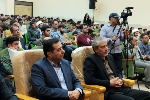 اختتامیه  چهل و سومین دوره مسابقات قرآن، عترت و نماز استان اصفهان به میزبانی کاشان 