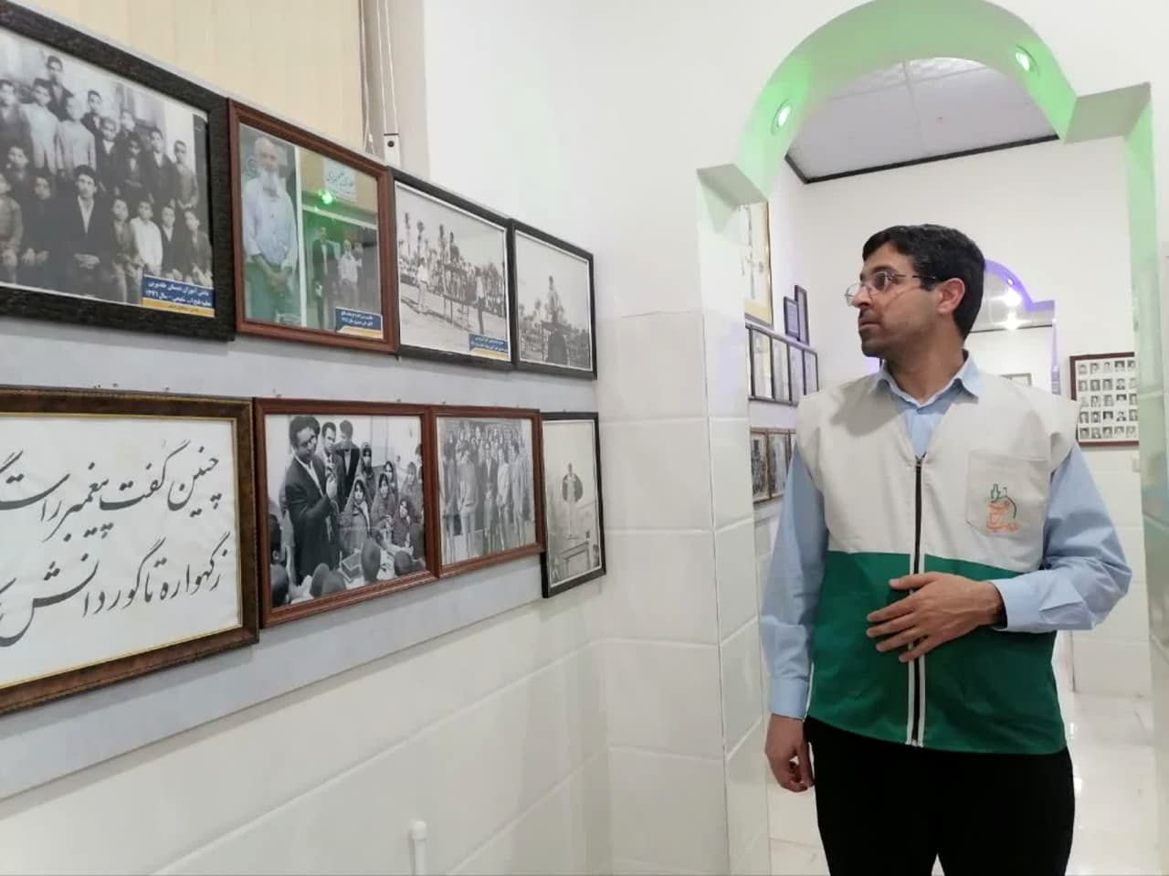 بازدید خادمیاران و خدام افتخاری رضوی از موزه فرهنگ و هنر بافق