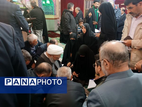 ملاقات مردمی  نماینده مردم مشهد و کلات در مجلس شورای اسلامی