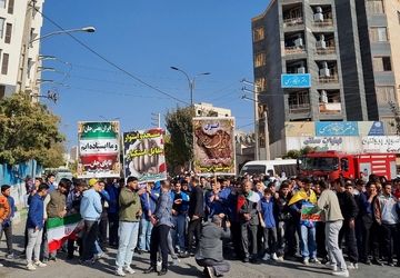 نوجوانان انقلابی، پرچمدار راه استکبارستیزی شدند