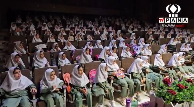 برگزاری مراسم جشن شکوفه‌‌ها در شهرستان اردکان