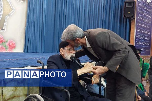 تجلیل از پیرغلامان و ستایشگران اهل‌بیت(ع) در آیین معنوی ایام فاطمیه در پیشوا