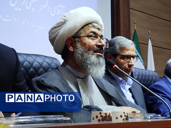 شورای اداری شهرستان کاشمر با حضور رییس سازمان بهزیستی کشور 