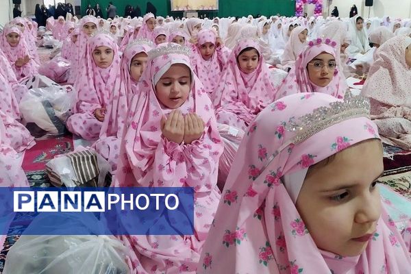 جشن فرشته‌ها در شهر قیامدشت ری یک