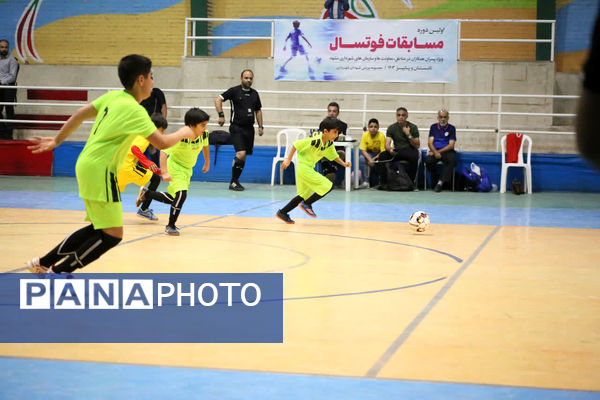 اولین دوره مسابقات فوتسال پسران همکار شهرداری مشهد