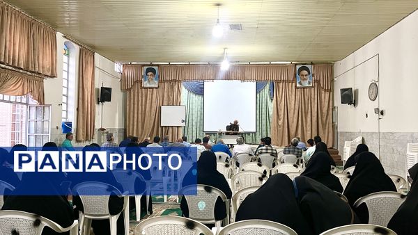برگزاری دوره آمورشی طرح اندیشه اسلامی «دانا» در اشکذر