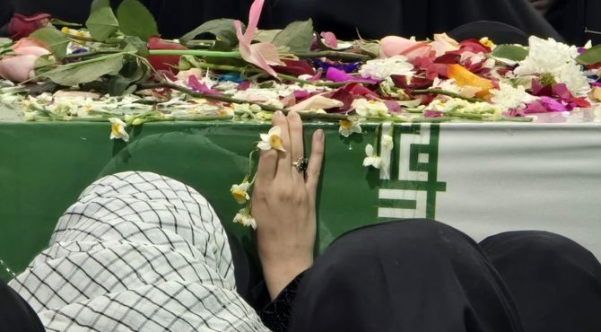 مراسم تشییع پیکر مطهر شهید گمنام در روستای تراب‌آباد بافق 