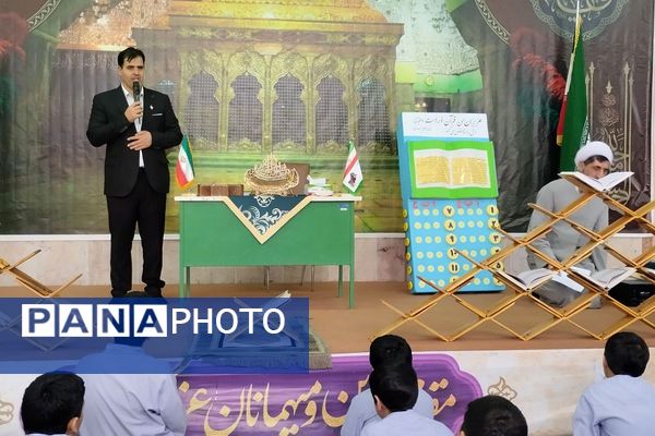 طنین زنگ قرآن و عترت در پیشوا؛ آغاز روزی معنوی در کنار مسئولان