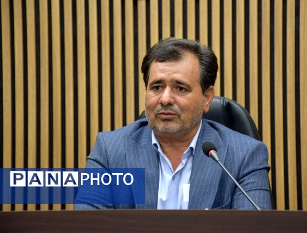 نشست هم‌اندیشی معاون استاندار با موسسان و مدیران مدارس غیردولتی تربت حیدریه 