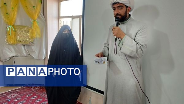  تقدیر از فعالین حجاب و عفاف در دبیرستان شاهد تکتم