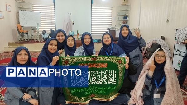 سلسله جلسات تبیین حدیث شریف کساء در دبیرستان شاهد تکتم ناحیه ۳