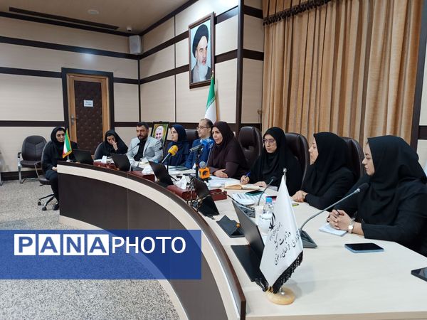 همایش «مسیر طلایی» برای ترسیم افق جهانی دانش‌آموزان در مشهد