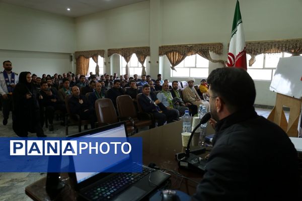 دوره تربیت مربی پیرامید و نظم گروهی استان آذربایجان شرقی