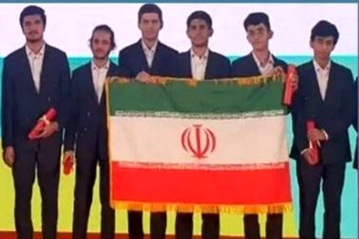 تبریک رئیس سازمان بسیج علمی به دانش‌آموزان مدال‌آور المپیاد جهانی ریاضی