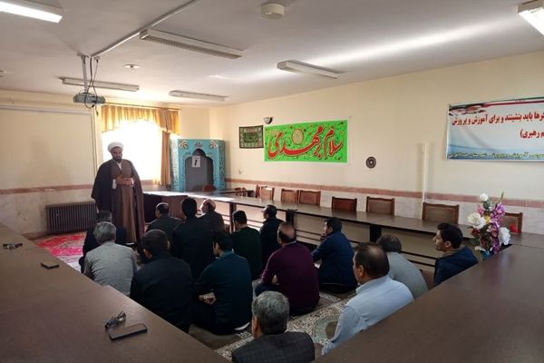 ماه رجب فرصت طلایی برای تهذیب نفس و تقویت ایمان است