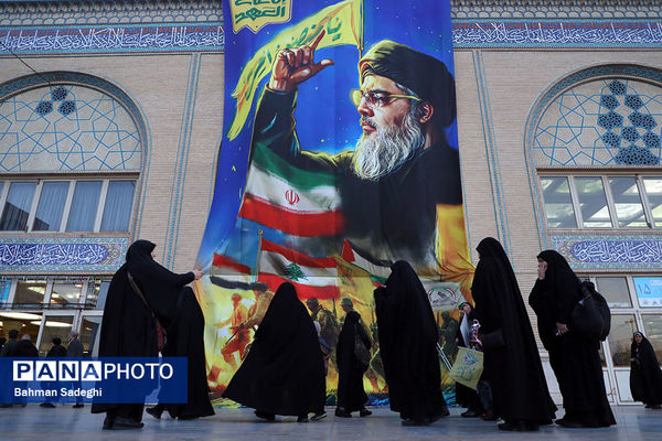 مراسم گرامیداشت شهید سیدحسن نصرالله همزمان با تشییع شهدا در لبنان - تهران