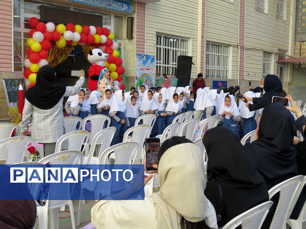 جشن شکوفه ها مدرسه ۱۷شهریور
