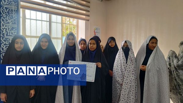 محفل انس با قرآن در دبیرستان شاهد تکتم