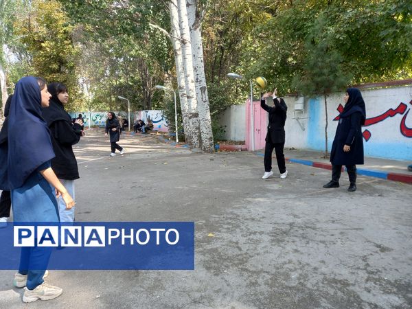 برگزاری دوره توانمندسازی دانش‌آموزان و والدین ناحیه 5 مشهد