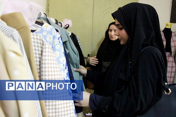 جشنواره هفته مشاغل در هنرستان تقوی پیشگان بهارستان۲