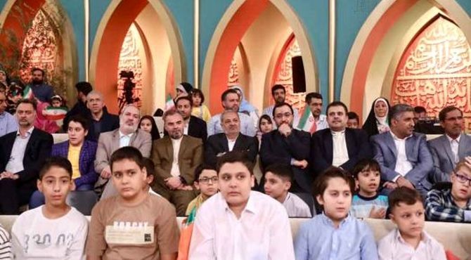قدردانی وزیر آموزش و پرورش از کانون برای حمایت از برنامه «محفل ستاره‌ها»
